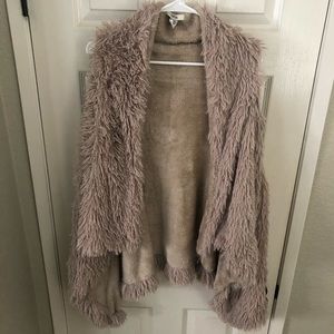 KENSIE FAUX FUR Cover Up